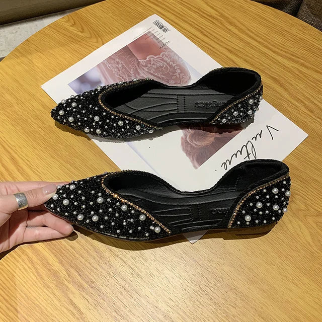 Glitzer Ballerinas mit spitzen Zehen und Strass-Details