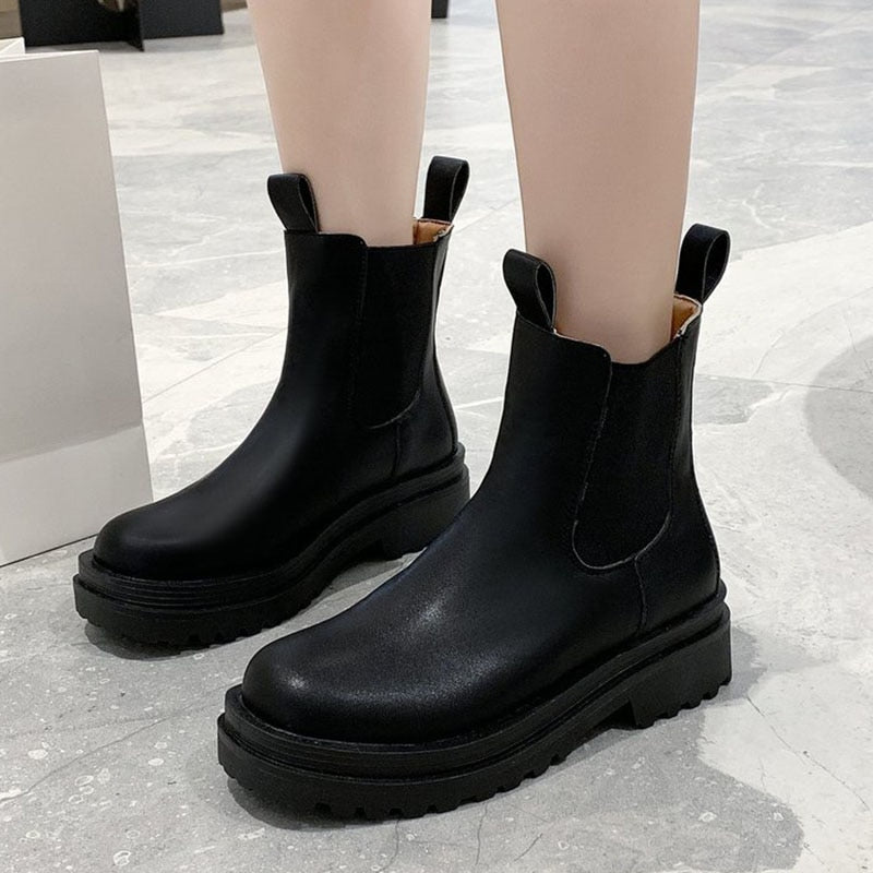 Women's Ankle Boots with Chunky Heel and Platform