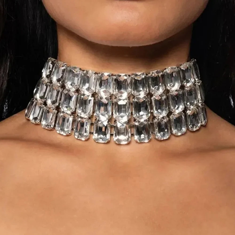 Schicke mehrreihige Glitzer-Halskette mit Strass für Damen