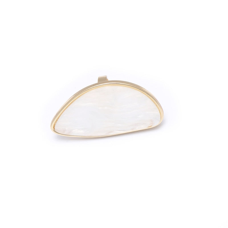 Verstellbarer Acryl Ring mit geometrischem Acetat Design
