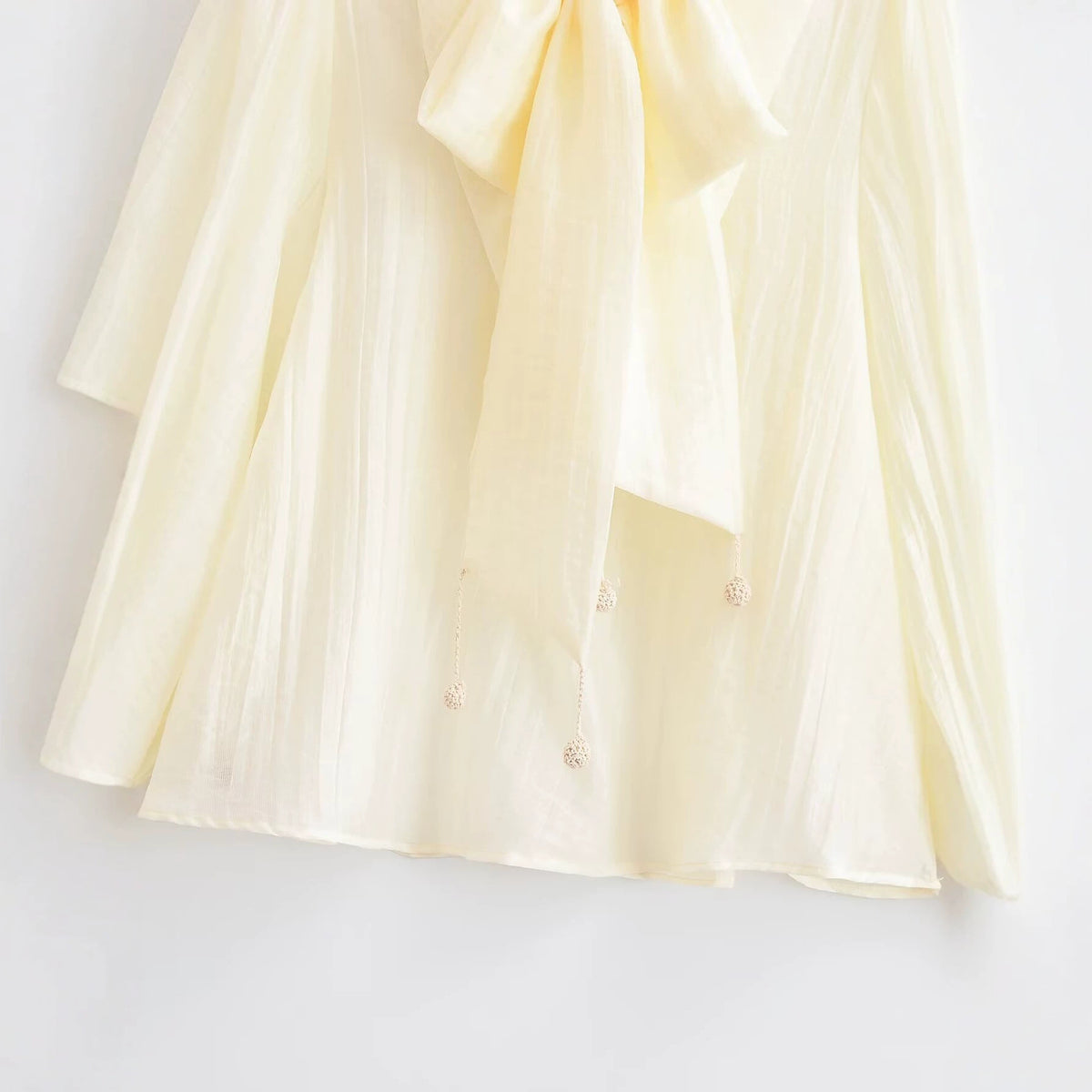 Damen Bluse mit Schleife – Elegante Langarmbluse mit Ballonärmeln