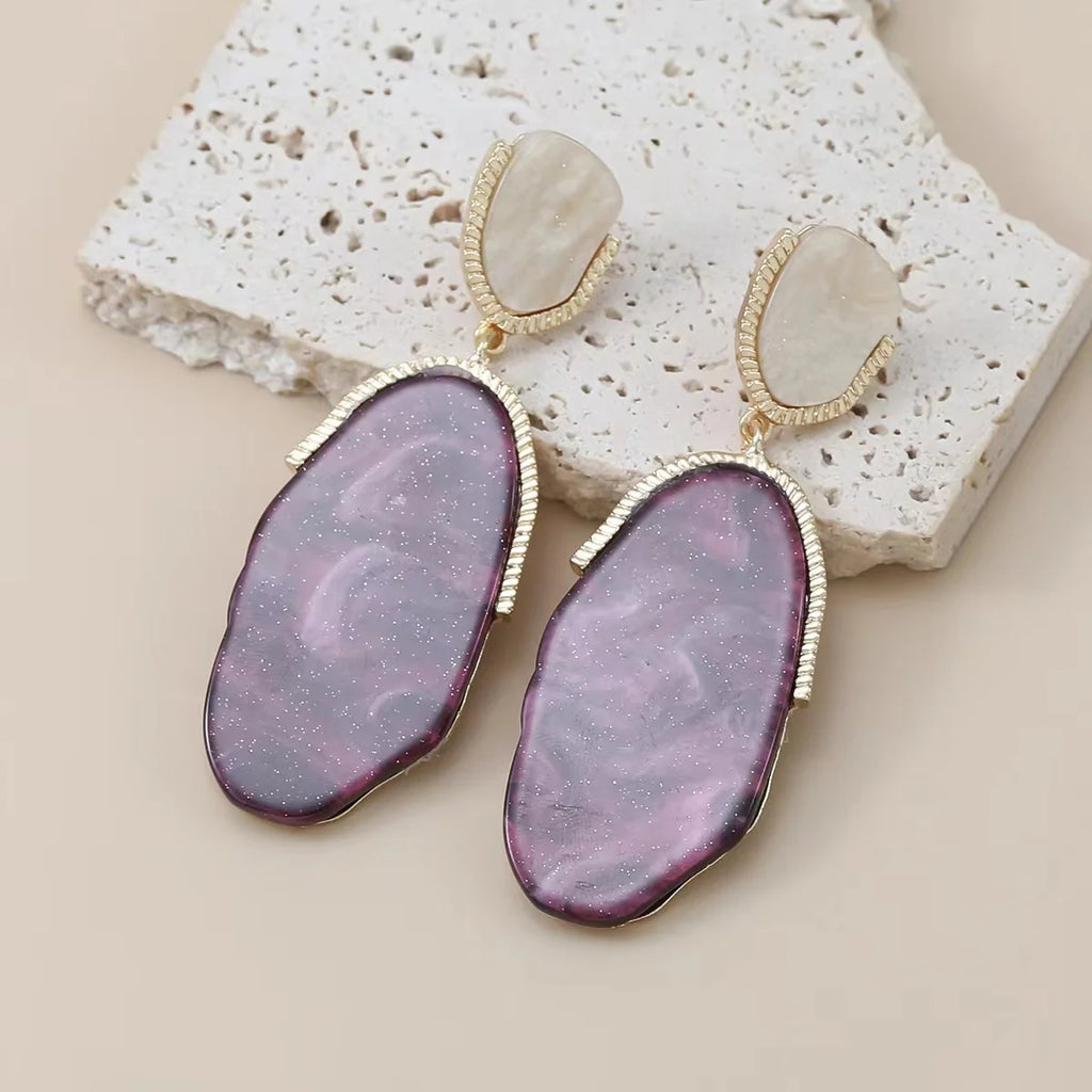 Elegante Statement-Ohrringe in Lila – Geometrisches Design
