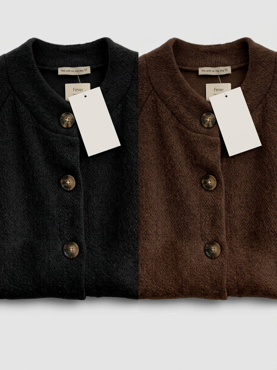 Kurzer Strick-Poncho mit Knöpfen – Flauschige Cape-Jacke in Altrosa