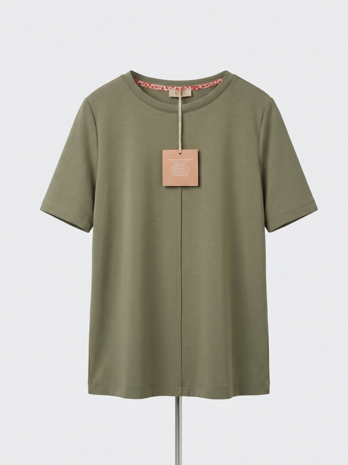 Damen T-Shirt mit Rundhalsausschnitt & Etikett – Bequemes Basic-Shirt für den Alltag