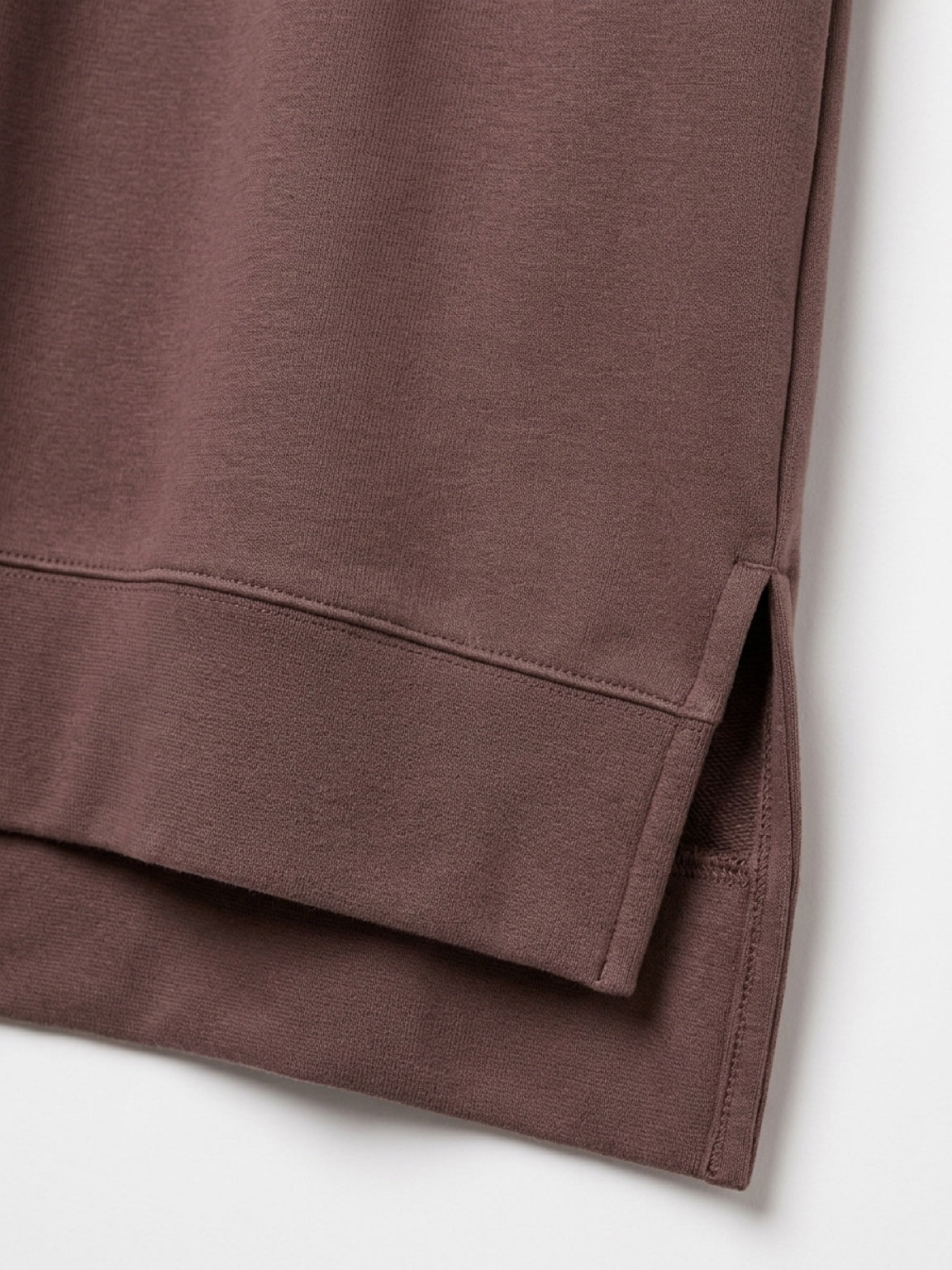 Damen-Sweatshirt mit Rundhalsausschnitt und Schlitzsaum – Premium Basic-Pullover in 4 Farben